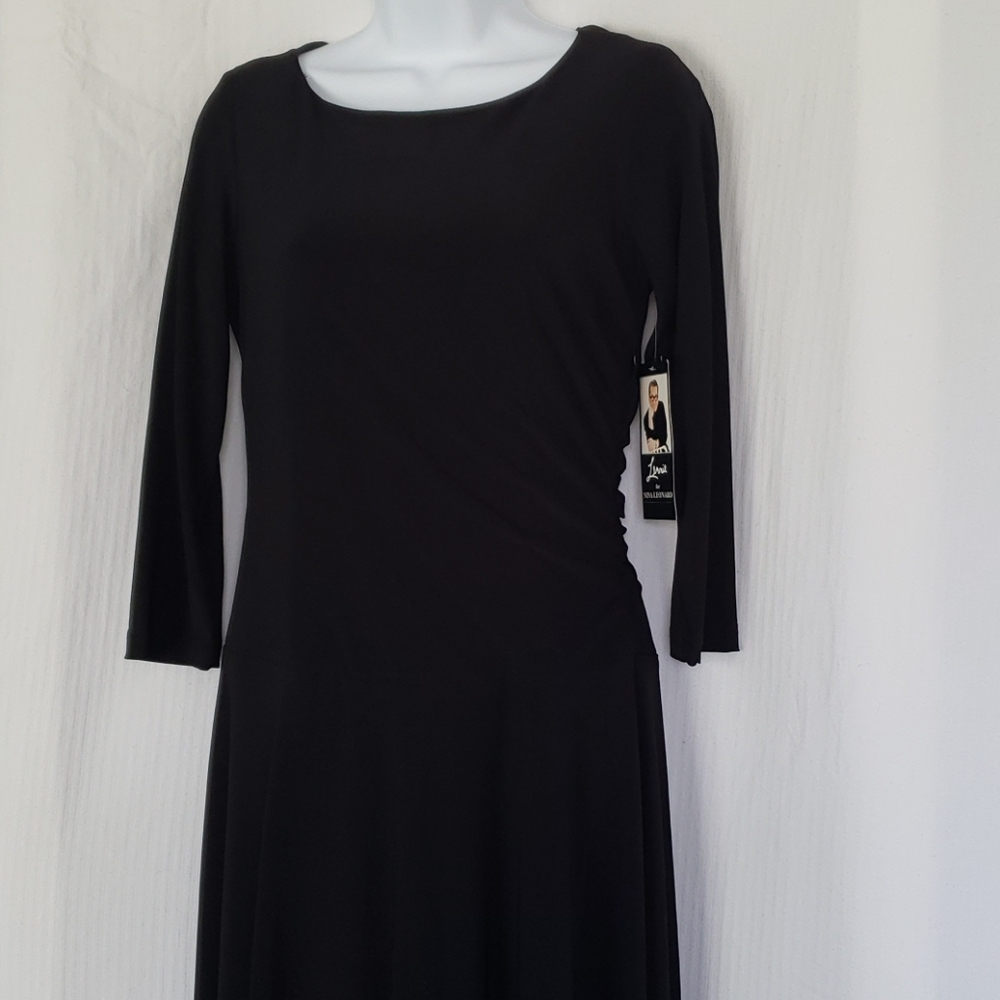 Dress - Picture 3 of 14